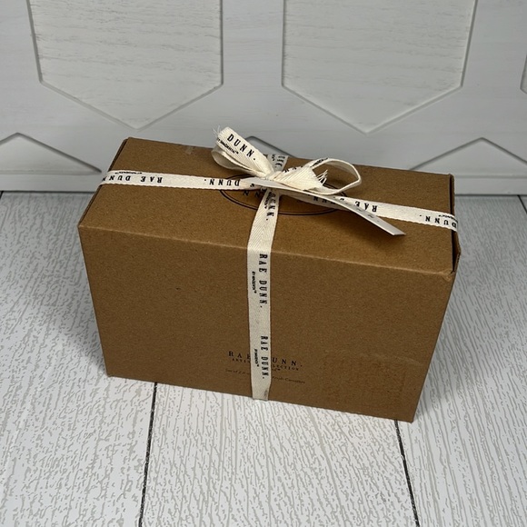 Rae Dunn HELLO PRETTY Set of 2 X-Small Heart Knob Canisters Artisan Collection - Picture 6 of 9